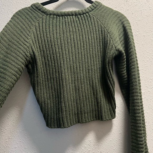 Green Ribbed Knit Sweater cropped - Picture 5 of 6
